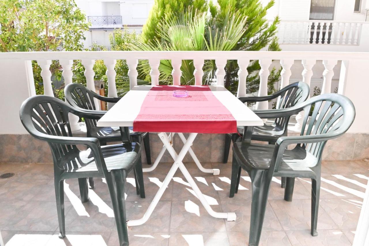 El Greco Nei Pori Apartment Exterior photo
